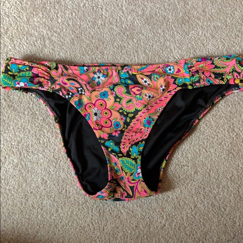 Patterned Victoria’s Secret Swim Bottoms